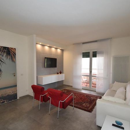 Apartamento Rada - Zona Mare Con Clima, Posto Auto E Terrazza Marina di Campo Exterior foto