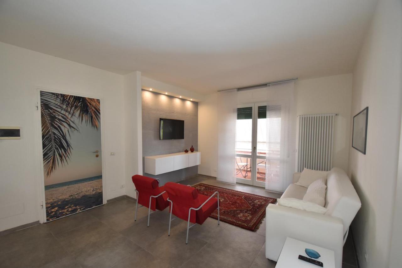 Apartamento Rada - Zona Mare Con Clima, Posto Auto E Terrazza Marina di Campo Exterior foto